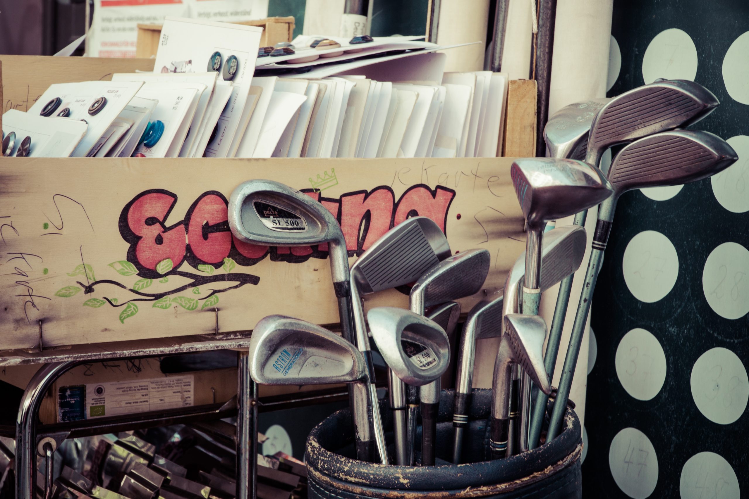 How to regrip golf clubs at home